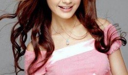 娱乐大爆料杨雪简介图片,娱乐大爆料中的璀璨明星，魅力写真揭秘